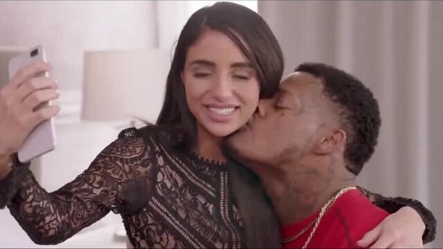 Трах видео №378929 - trahino.net