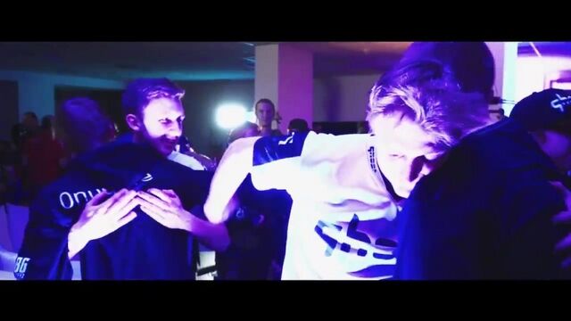 Трах видео №18277 - trahino.net