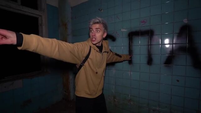 Трах видео №283003 - trahino.net